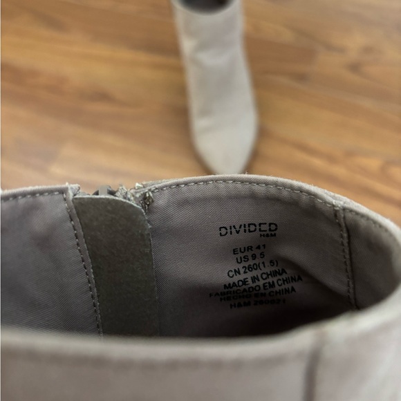 H&M Beige Ankle Booties - Picture 4 of 4